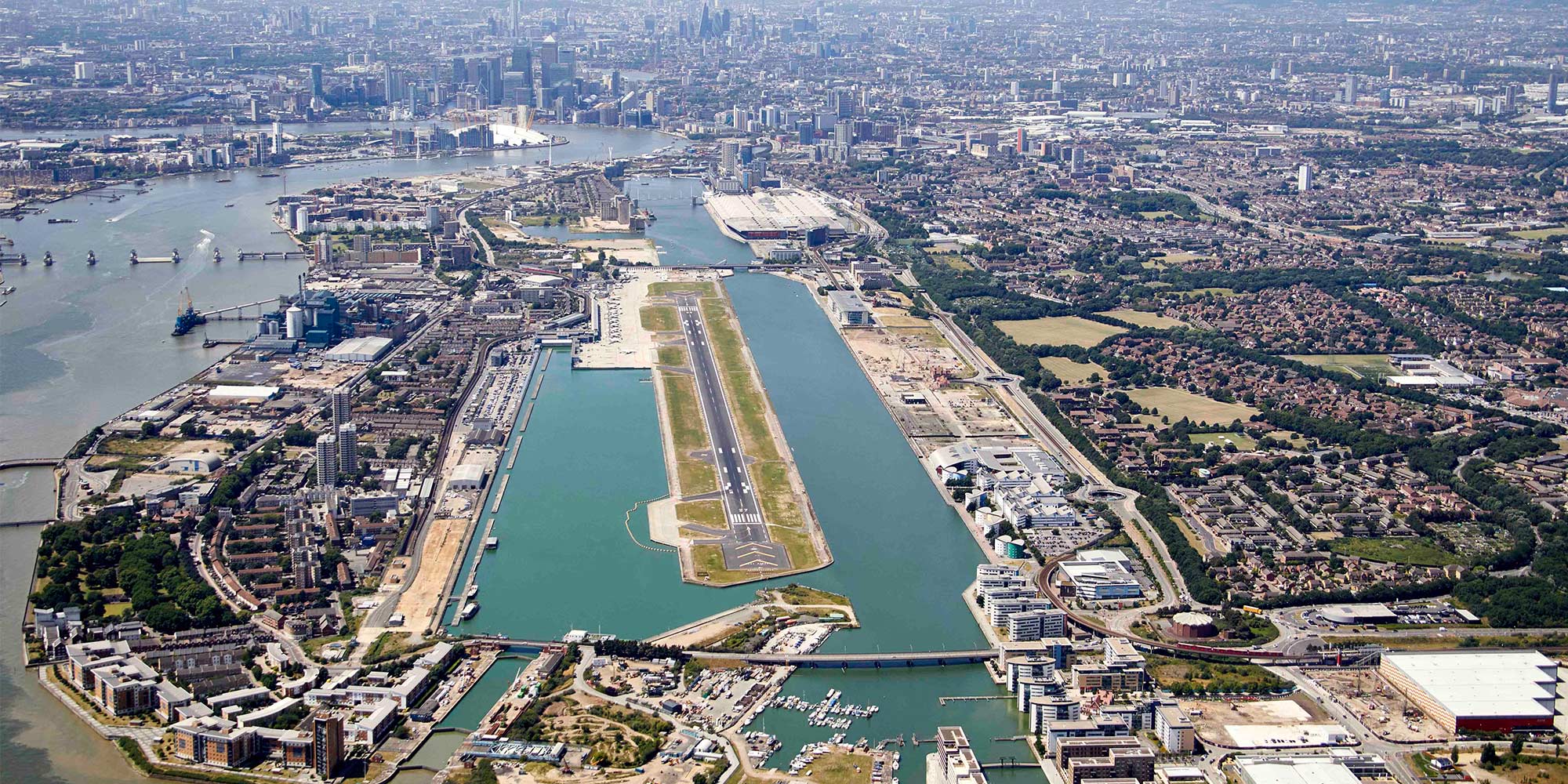 London City Airport: Flying in Style and Convenience