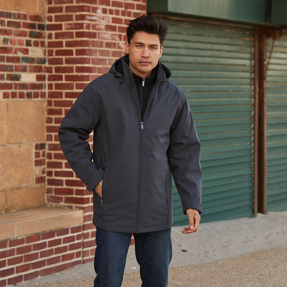 - Weatherproof Fashion: Exploring the Durability of Brixton ⁤Windbreakers