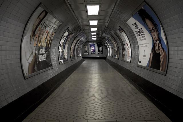 Exploring the London Underground Ticket Options