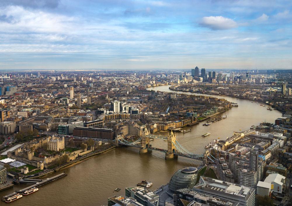 Embracing the Charm of Thames River Walks